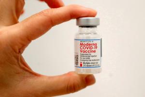 Loại vaccine COVID-19 có hiệu quả giảm 50 lần trước biến thể Omicron